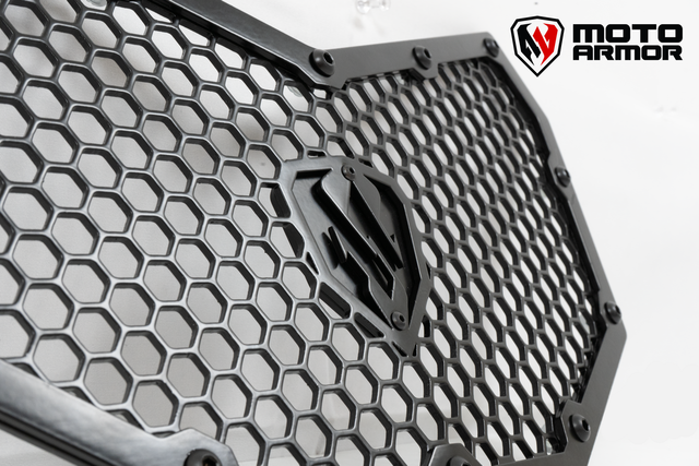 MOTO ARMOR- Moto Armor Maverick X3 Radiator Grill Set